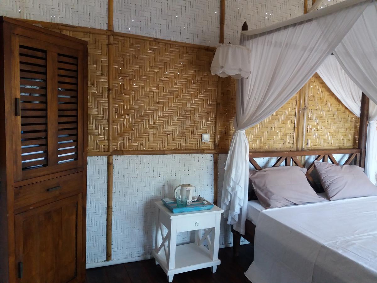 Wera Beach Kadumbul ภายนอก รูปภาพ