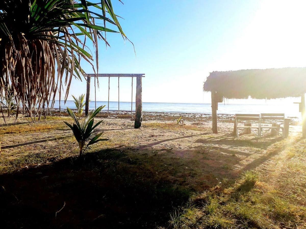 Wera Beach Kadumbul ภายนอก รูปภาพ
